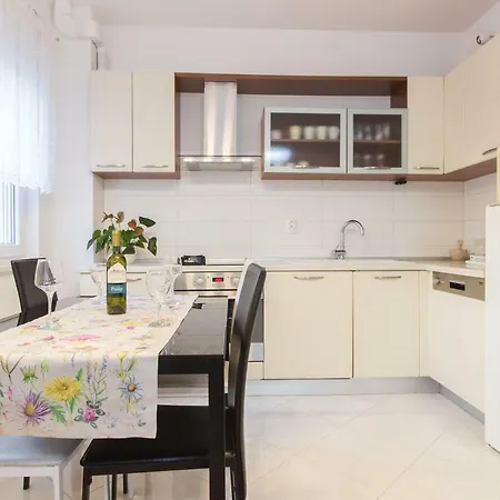 Visoka Apartman Appartement